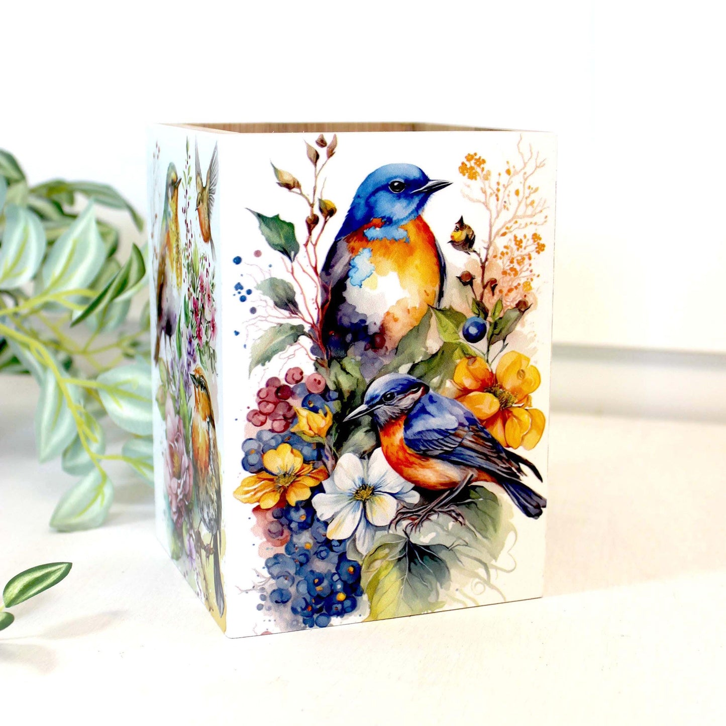 Unique Gifts for Birders, Beautiful Unique Utensil Holder, Bird Lovers Gift with Beautiful Spring Birds Art Decorating all 4 Sides in UV Ink