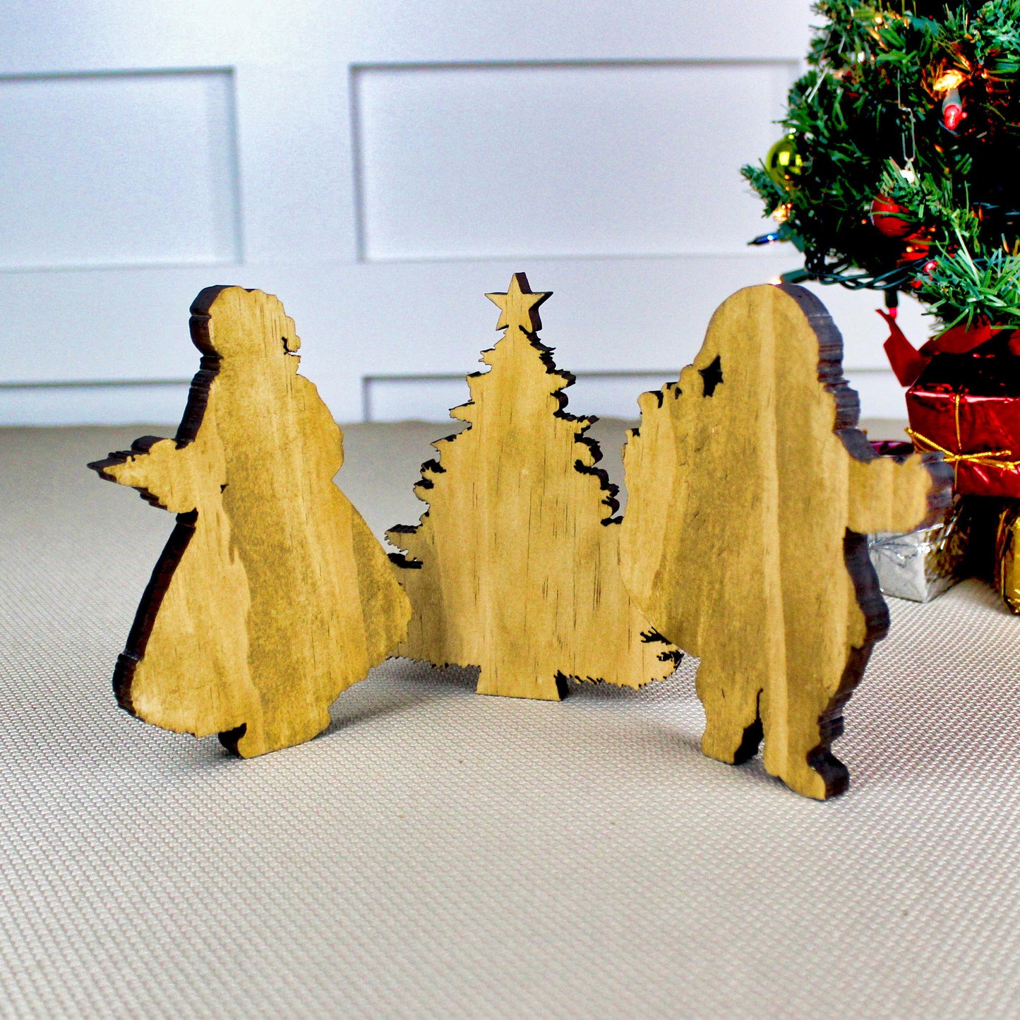 Santa & Mrs. Claus Shelf Sitter Set – 3-Piece Christmas Decor with Poplar Wood Tree, UV Printed Farmhouse Holiday Mantel or Tabletop Display