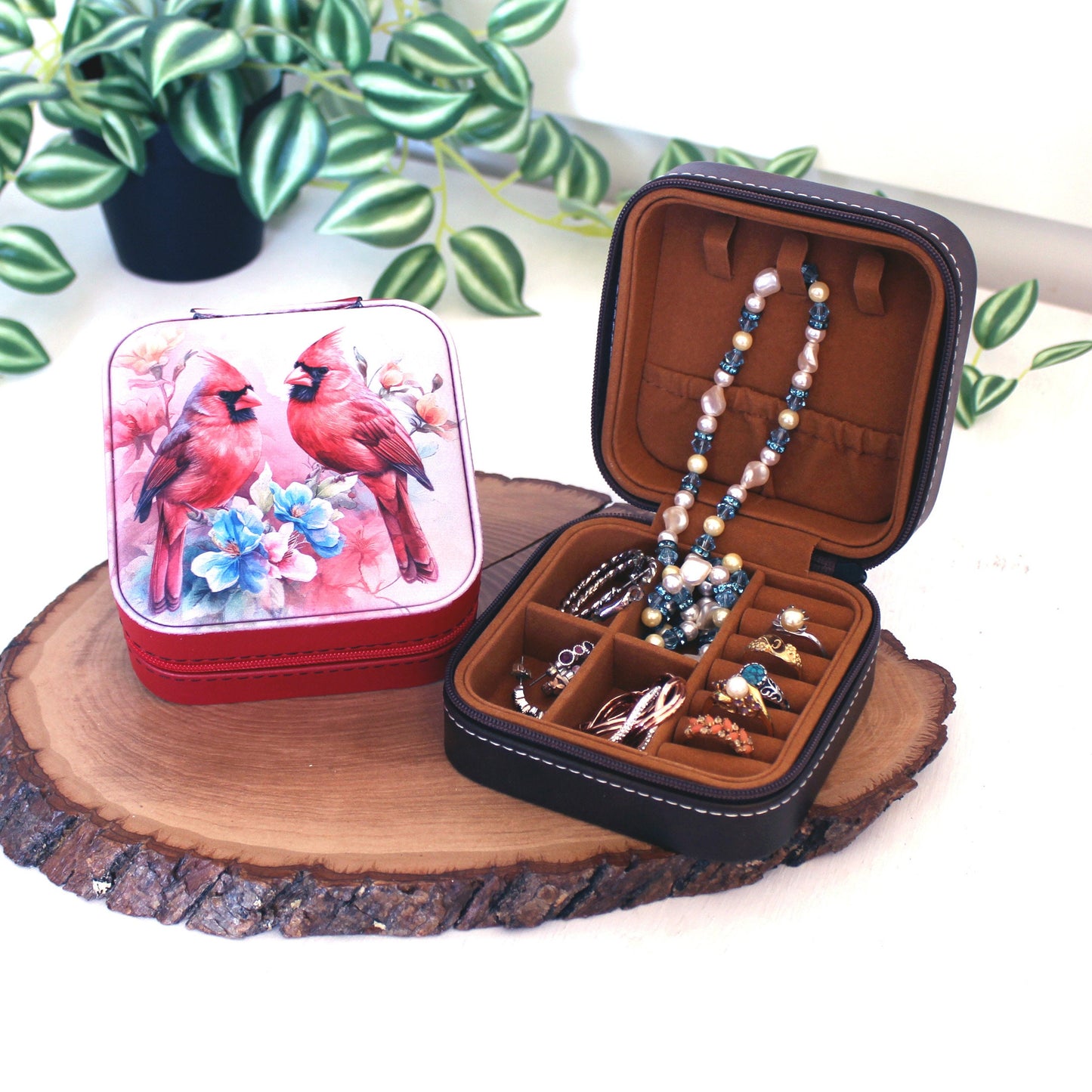 Cardinal Leatherette Jewelry Box, Travel Jewelry Case, Custom Bridesmaid Wedding Gift, Pink Jewelry Case, Perfect Birthday or Mother's Day