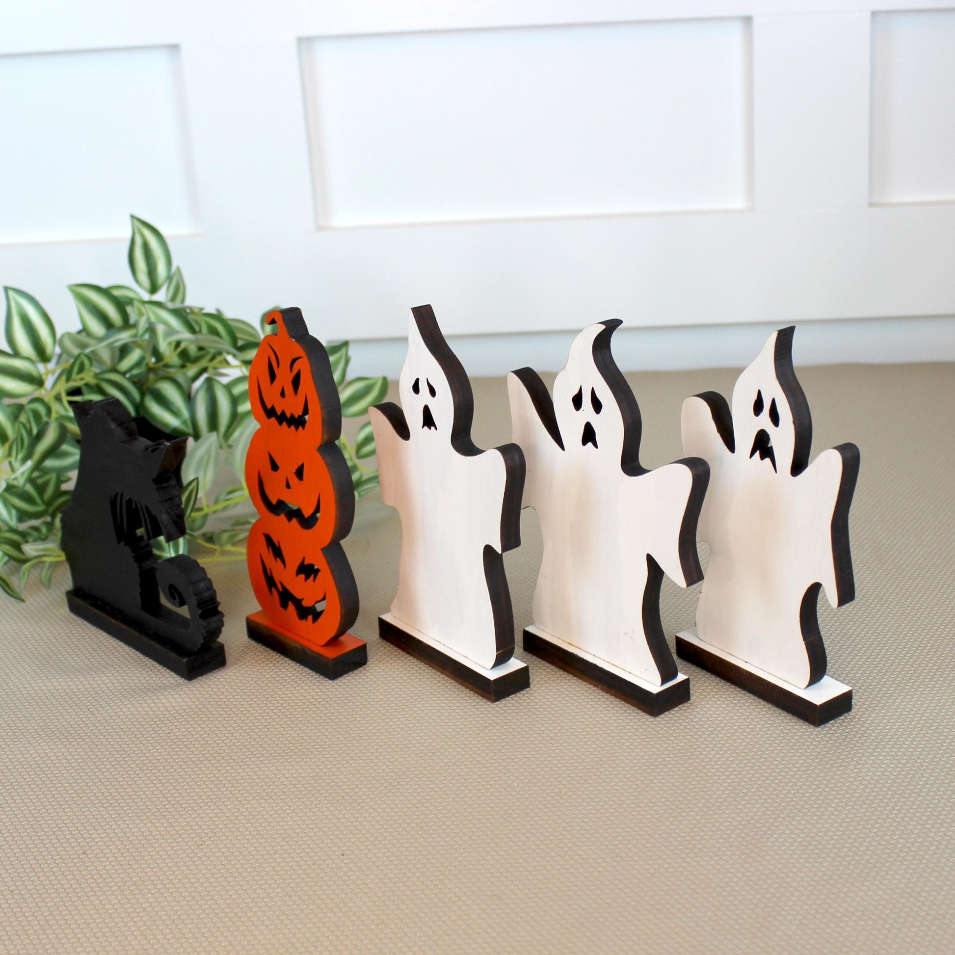 Handcrafted Rustic Wooden Pumpkins Ghosts and Black Cat, Decorative Halloween Fireplace Mantle Gift, Tabletop and Shelf Decoration
