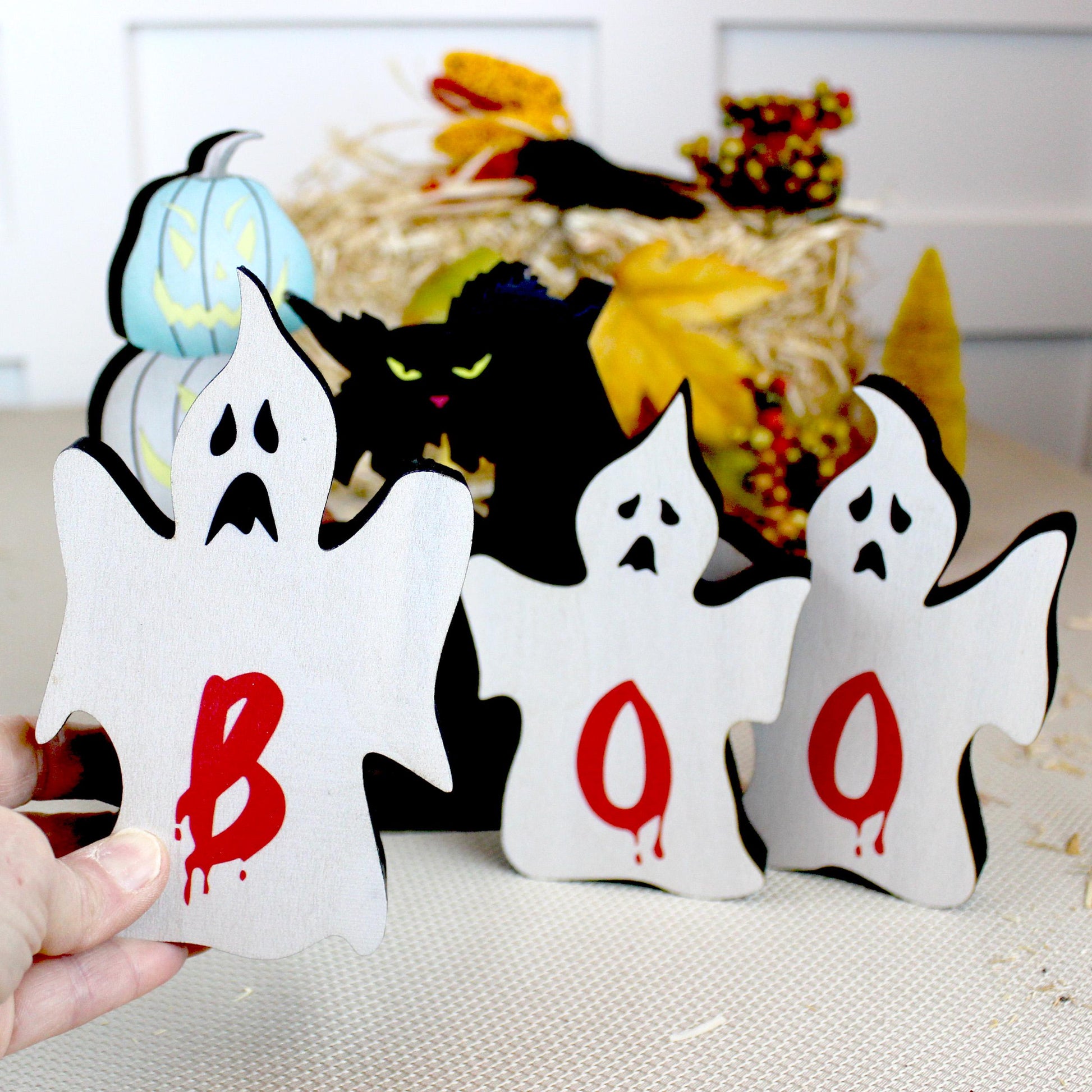 Rustic Halloween Shelf Decor – Handcrafted Wooden Pumpkins, Ghosts & Black Cat – Modern Farmhouse Mantel Display