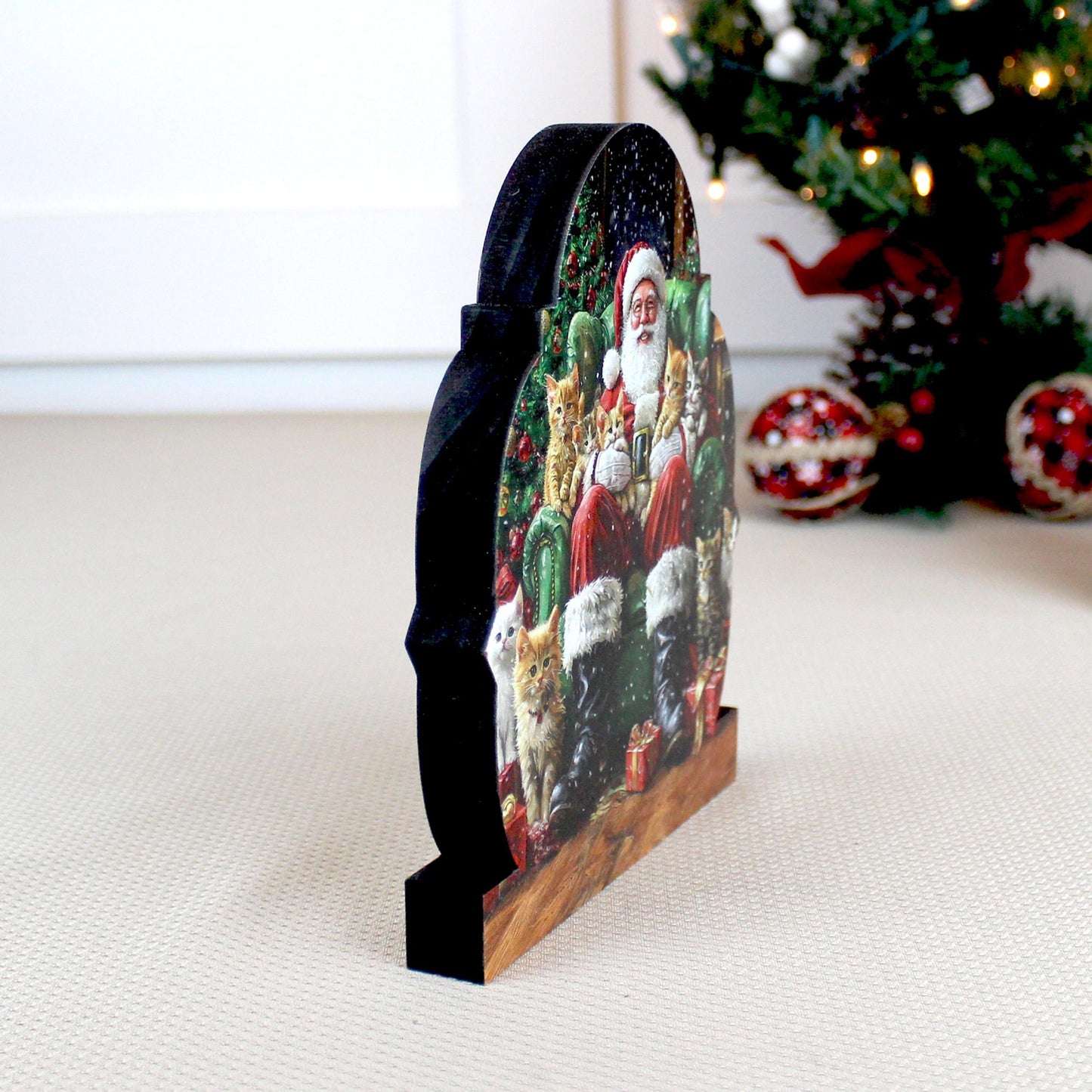 Cat-Loving Santa Shelf Sitter – Personalized Wooden Christmas Decor, 3 Designs – Wooden Mantel Decorations