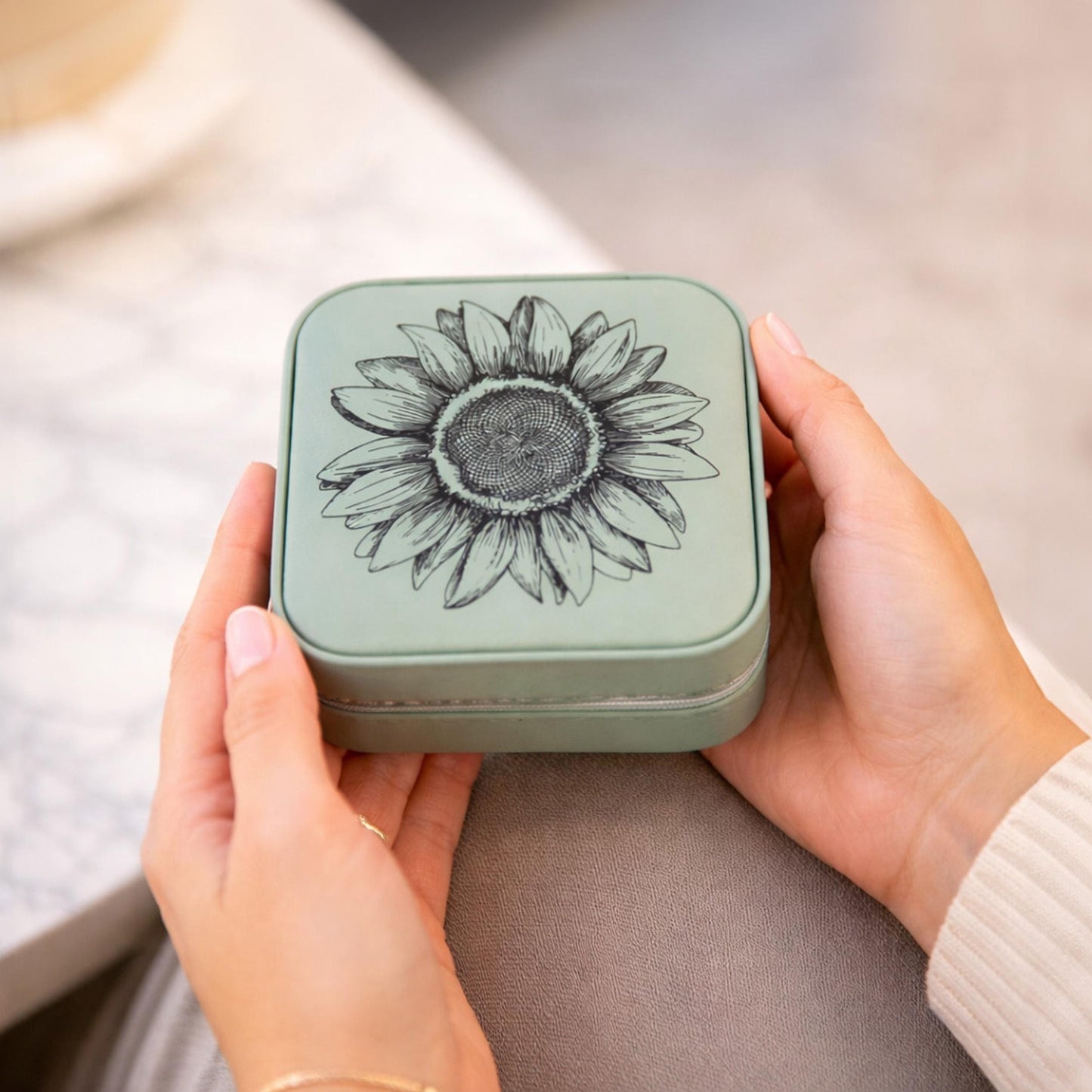 Engraved Jewelry Box, Sunflower Travel Jewelry Case, Custom Bridesmaid Gift, Perfect Birthday or Mother's Day Gift or Favors, Leatherette