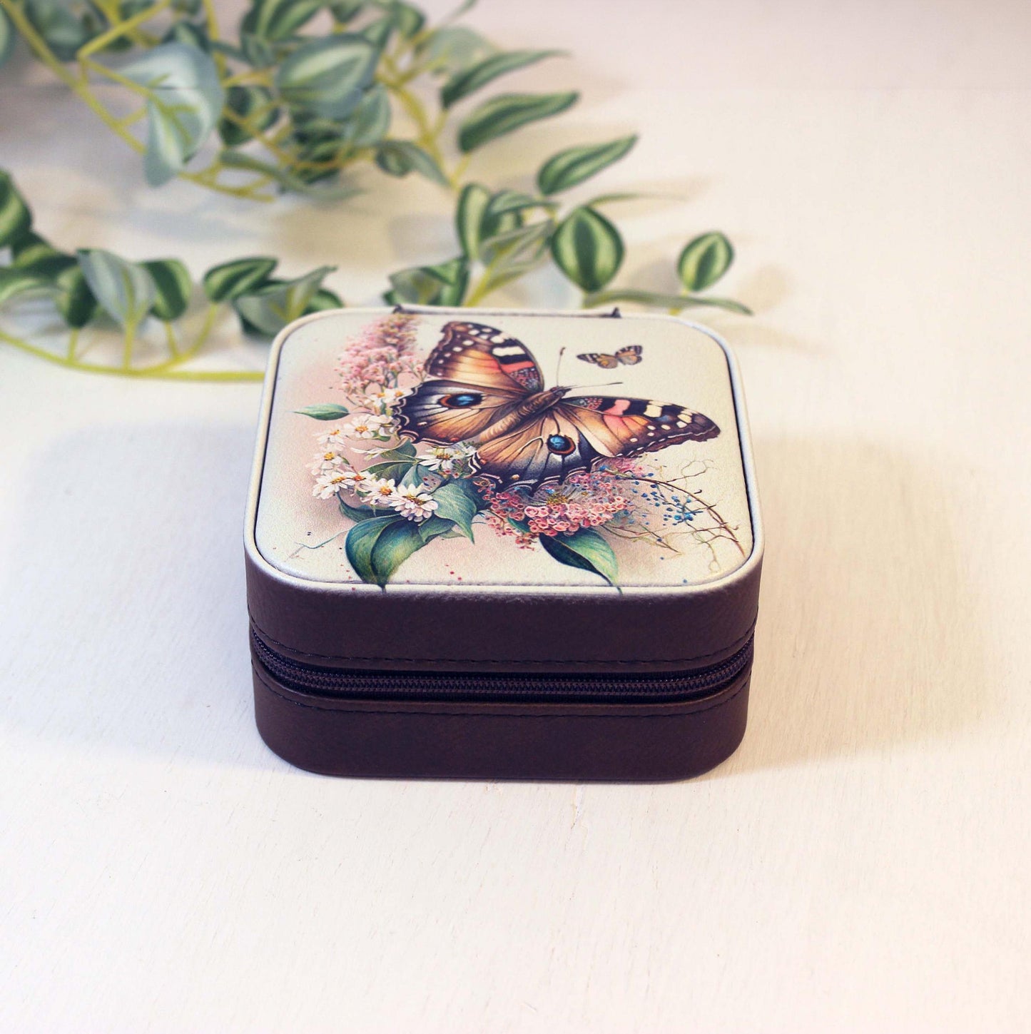 Beautiful Monarch Butterfly Gift, Travel Jewelry Case, Custom Bridesmaid Wedding Gift, Perfect Birthday / Mother's Day Gift or Favors