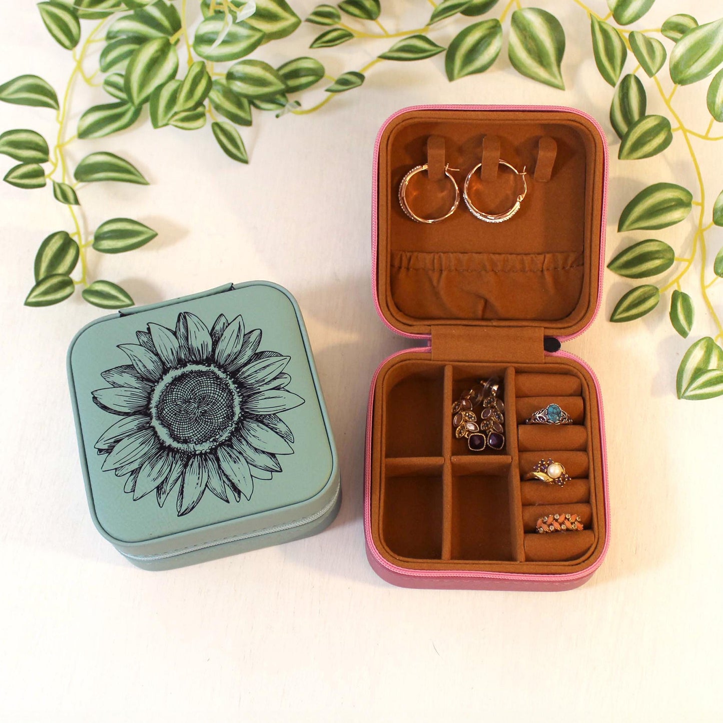 Engraved Jewelry Box, Sunflower Travel Jewelry Case, Custom Bridesmaid Gift, Perfect Birthday or Mother's Day Gift or Favors, Leatherette