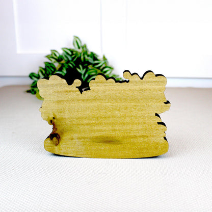 Personalized Bees and Spring Flowers Shelf Sitter – Custom Name, Wooden Bumble Bee Mantel & Tiered Tray Decor