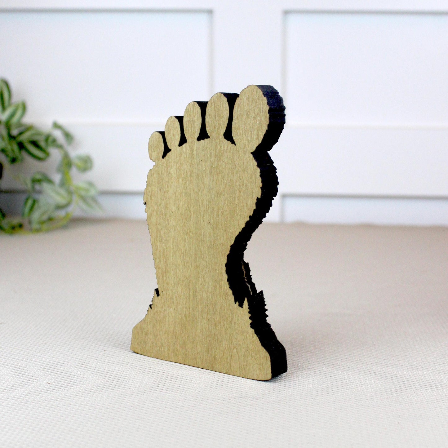 Personalized Multi-Layer Bigfoot Campfire Shelf Sitter – Sasquatch Cabin Decor – Custom Name, Wooden Bigfoot Mantel & Tiered Tray Decor