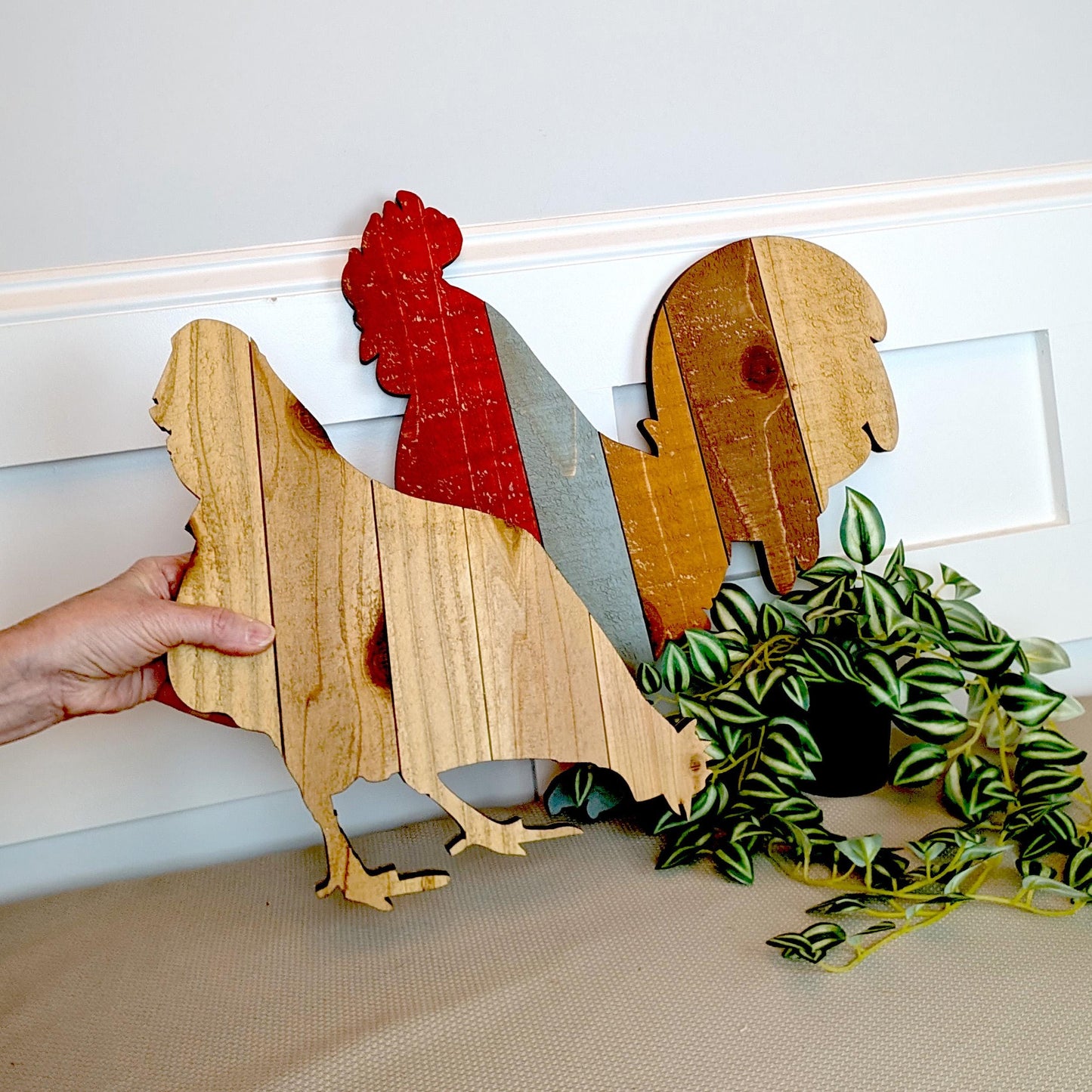 Pallet art Chicken and Rooster Wall Art, Farmhouse Chicken Decor, Rustic Wooden Hen and Rooster Wall Hanging