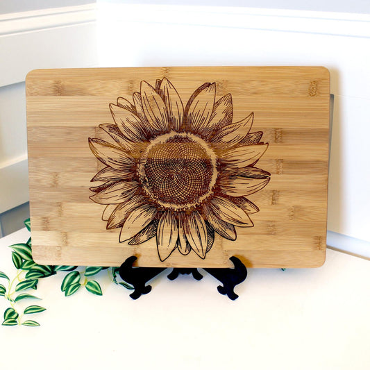 Sunflower Kitchen Decor, Large Personalized Bamboo Cutting Board for Mother's Day, Wood Cutting Board, great Environmentally Friendly Gifts