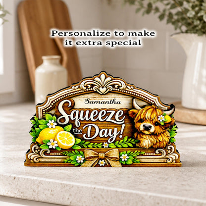 Highland Cow Squeeze the Day Shelf Sitter Keepsake, Wooden Lemon Decor, Summer Kitchen Sign, Farmhouse Cow Decor, Gift for Cow Lover