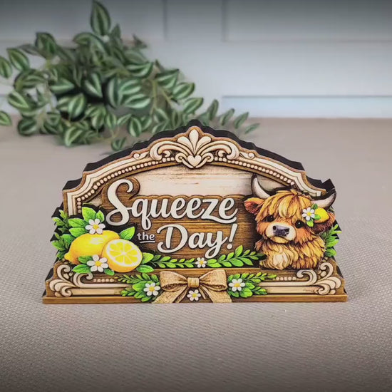 Highland Cow Squeeze the Day Shelf Sitter Keepsake, Wooden Lemon Decor, Summer Kitchen Sign, Farmhouse Cow Decor, Gift for Cow Lover