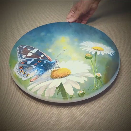 Daisy and Butterfly Custom Lazy Susan Turntable, Personalized Kitchen and Bath Organizer, Dining Table Centerpiece, Unique Gift, Sizes Vary
